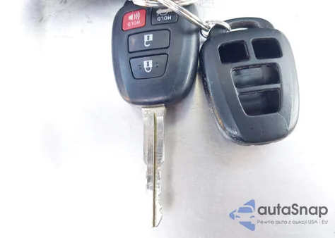 2017 Toyota Corolla Le from USA, damaged, VIN 2T1BURHE2HC941551